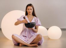 Cum să practici meditația pentru îmbunătățirea gândirii